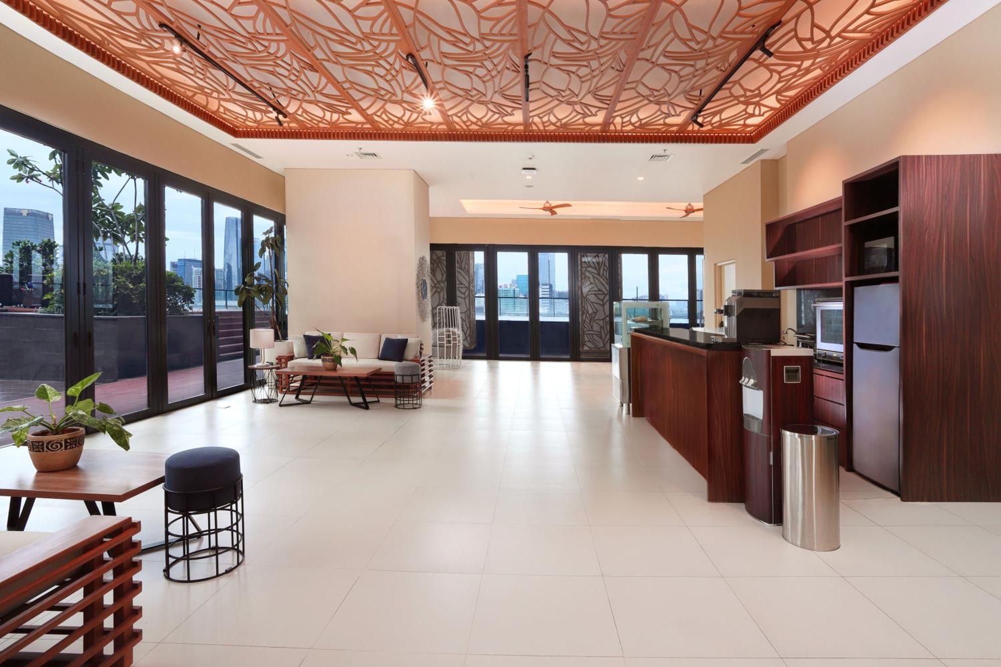 Citadines Gatot Subroto Jakarta Jacarta Exterior foto